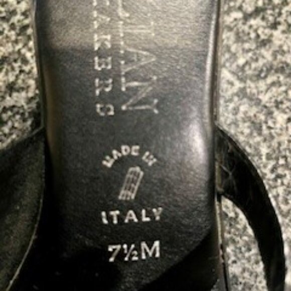 Sandals - Picture 4 of 6